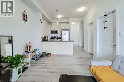 125 Shoreview Place Stoney Creek ON L8E 0K3