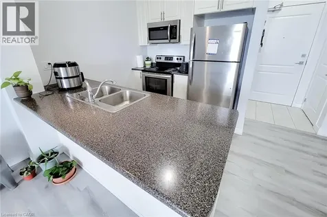 125 Shoreview Place Stoney Creek ON L8E 0K3