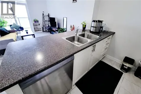 125 Shoreview Place Stoney Creek ON L8E 0K3