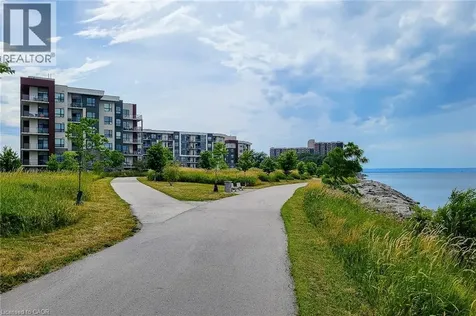 125 Shoreview Place Stoney Creek ON L8E 0K3