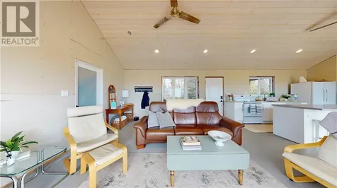 224D Earl's Road Spring Bay ON P0P 2B0