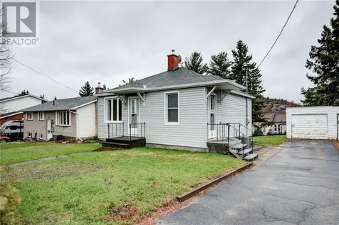 233 Fourth Avenue Lively ON P3Y 1M4