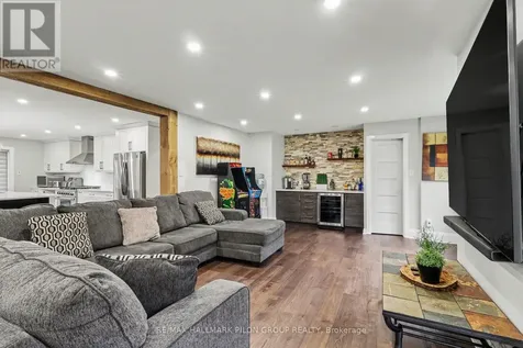 1619 Sequoia Drive Ottawa ON K4C 1C2