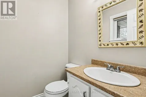 1619 Sequoia Drive Ottawa ON K4C 1C2