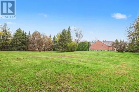 1619 Sequoia Drive Ottawa ON K4C 1C2