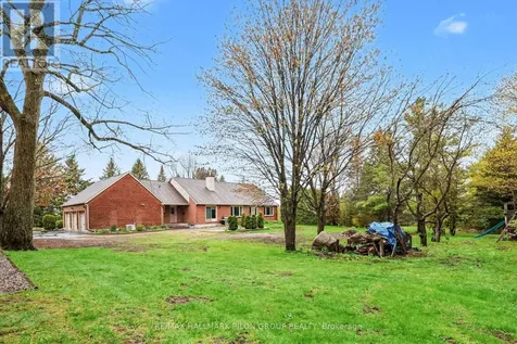 1619 Sequoia Drive Ottawa ON K4C 1C2