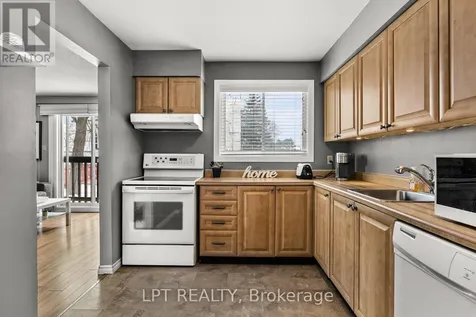 260 Fenerty Court Ottawa ON K2L 3A7