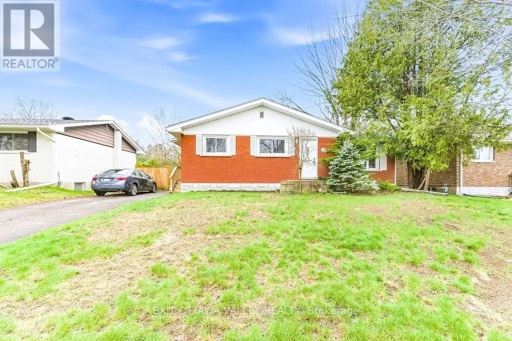 12 Claremount Road Deep River ON K0J 1P0