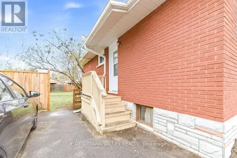 12 Claremount Road Deep River ON K0J 1P0