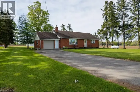 522 Ellis Avenue Brantford ON N3T 5L5