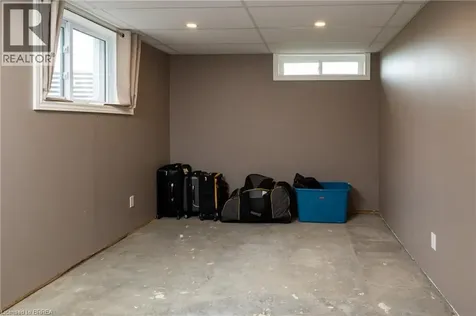 522 Ellis Avenue Brantford ON N3T 5L5