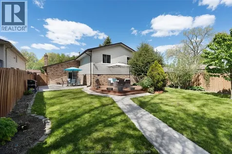 2415 Cabana Road West Windsor ON N9G 1E2
