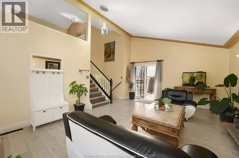 2415 Cabana Road West Windsor ON N9G 1E2