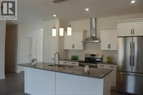 48 Callams Bay Crescent Amherstburg ON N9V 4C5