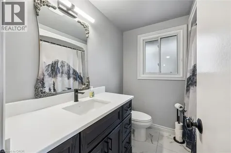 105 Oriole Parkway Elmira ON N3B 1C2