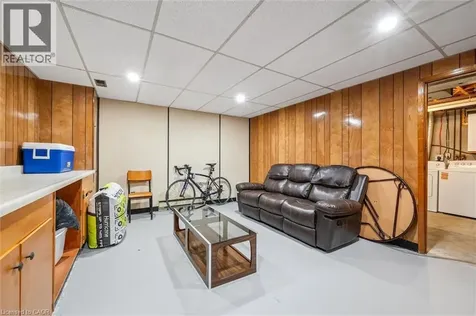 105 Oriole Parkway Elmira ON N3B 1C2