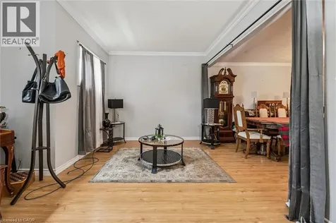 27 Roseview Avenue Cambridge ON N1R 4A5