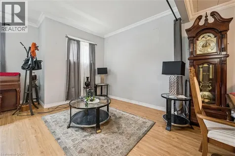 27 Roseview Avenue Cambridge ON N1R 4A5
