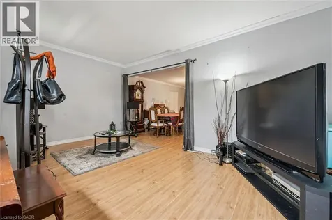 27 Roseview Avenue Cambridge ON N1R 4A5