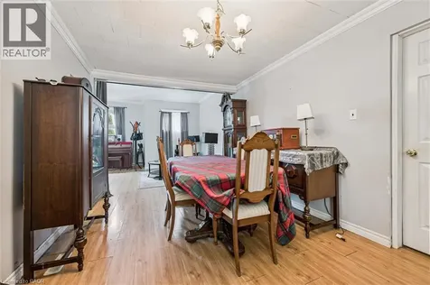 27 Roseview Avenue Cambridge ON N1R 4A5