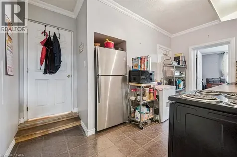 27 Roseview Avenue Cambridge ON N1R 4A5