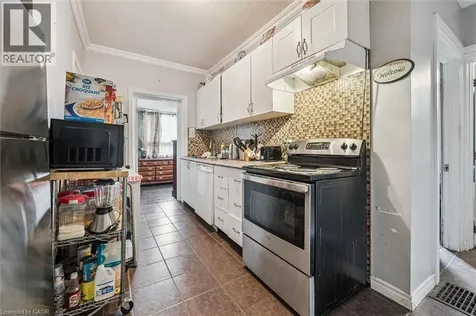 27 Roseview Avenue Cambridge ON N1R 4A5