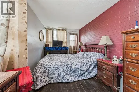 27 Roseview Avenue Cambridge ON N1R 4A5