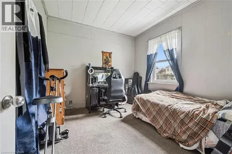 27 Roseview Avenue Cambridge ON N1R 4A5