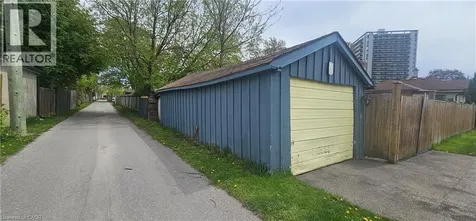 27 Roseview Avenue Cambridge ON N1R 4A5