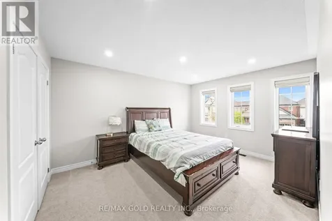10 Rougebank Avenue Caledon ON L7C 3V1
