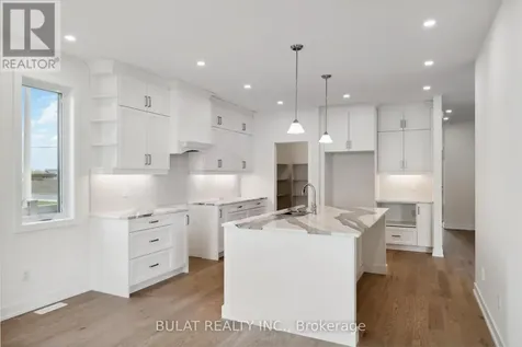 1361 Kitchener Avenue Ottawa ON K1V 6W1