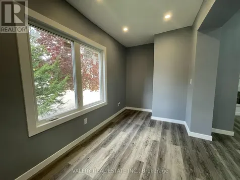 49 Madison Avenue North Kitchener ON N2H 2Z5