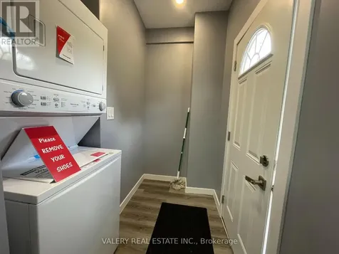 49 Madison Avenue North Kitchener ON N2H 2Z5