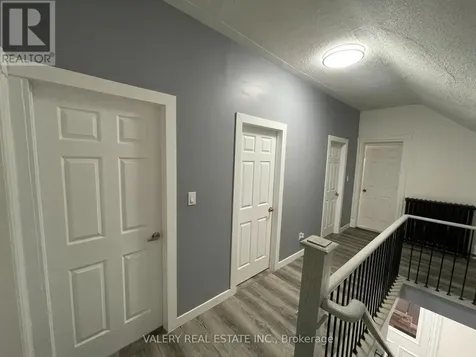 49 Madison Avenue North Kitchener ON N2H 2Z5