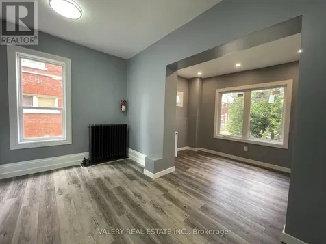 49 Madison Avenue North Kitchener ON N2H 2Z5