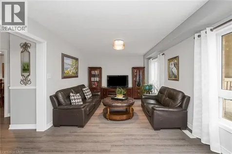 176 Osborn Avenue Brantford ON N3T 6S7