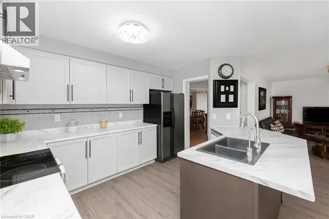 176 Osborn Avenue Brantford ON N3T 6S7