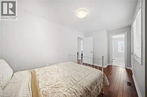 884 Stoutt Crescent Milton ON L9T 7R1