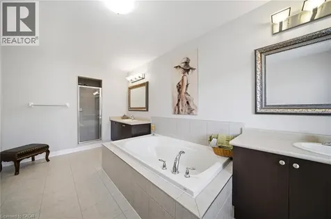 884 Stoutt Crescent Milton ON L9T 7R1