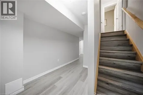 884 Stoutt Crescent Milton ON L9T 7R1
