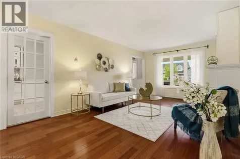 17 Piper Place Caledonia ON N3W 1G9