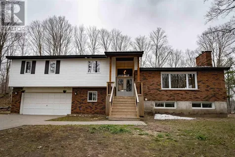 1570 Leigh's Bay Road Sault Ste Marie ON P6A 5K8