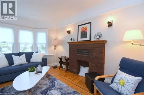 8 Norwood Road Hamilton ON L8S 3P9