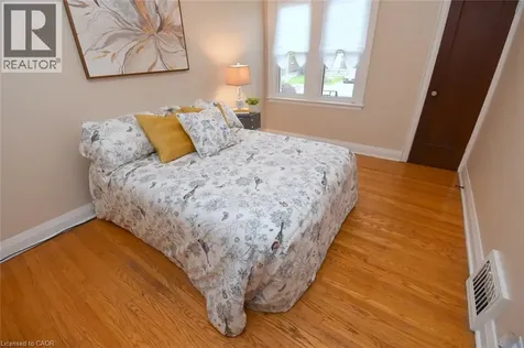 8 Norwood Road Hamilton ON L8S 3P9