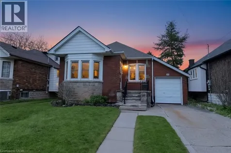 8 Norwood Road Hamilton ON L8S 3P9