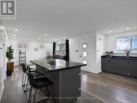 6552 Yonge Street Innisfil ON L0L 1K0
