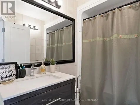 6552 Yonge Street Innisfil ON L0L 1K0