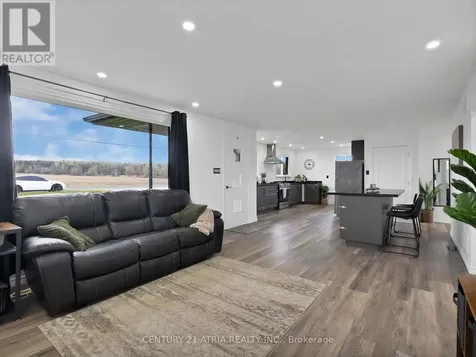 6552 Yonge Street Innisfil ON L0L 1K0