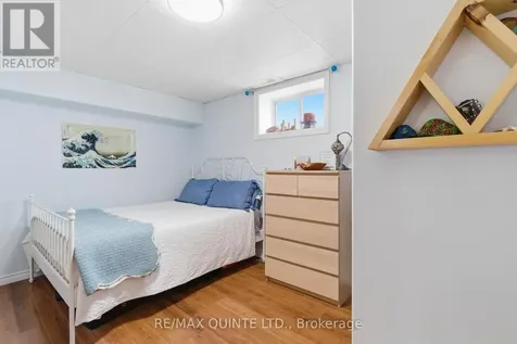 99 Mckenzie Street Centre Hastings ON K0K 2K0