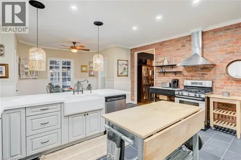 1097 Mineral Springs Road Ancaster ON L9H 5E3